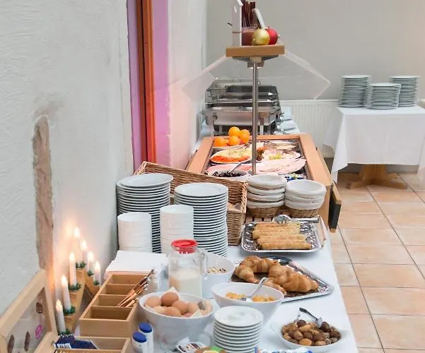 ホテル Rosenthaler Hof Kerzenheim